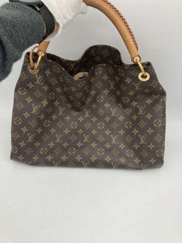 Louis Vuitton Handbag Artsy MM Monogram PurseValley Review – Purse